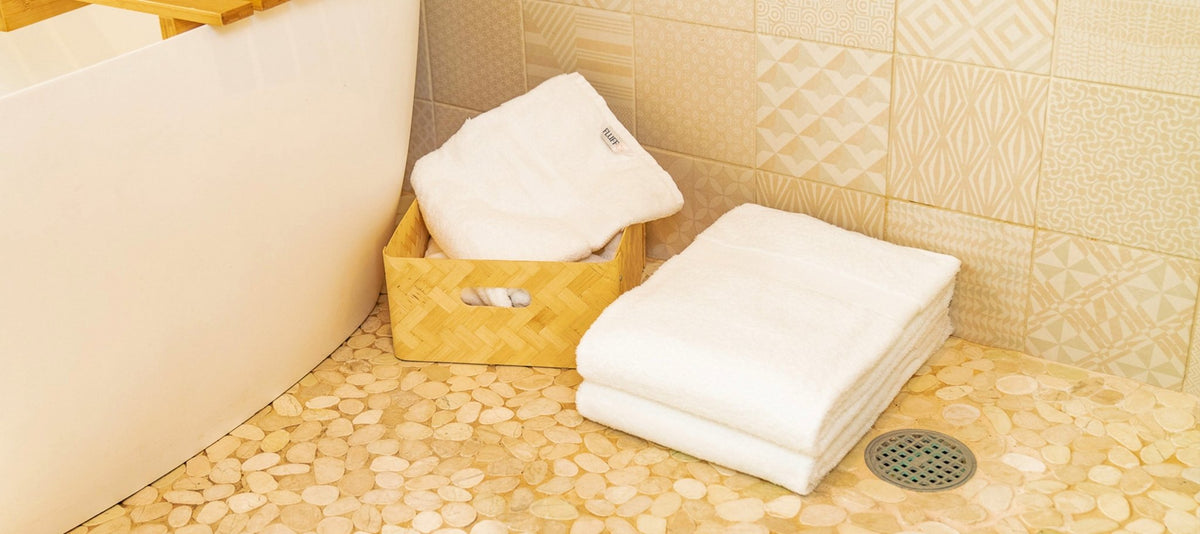Hotel-Quality Bath Towels: A Buyers Guide - FluffCo | Hotel Comfort